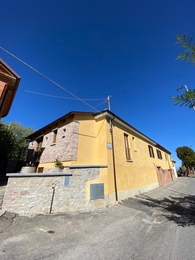 Вілла Cascina Maina Діано-д'Альба Екстер'єр фото